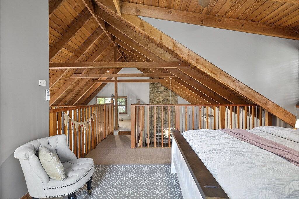 Stonehenge Retreat Ballarat in Ballarat