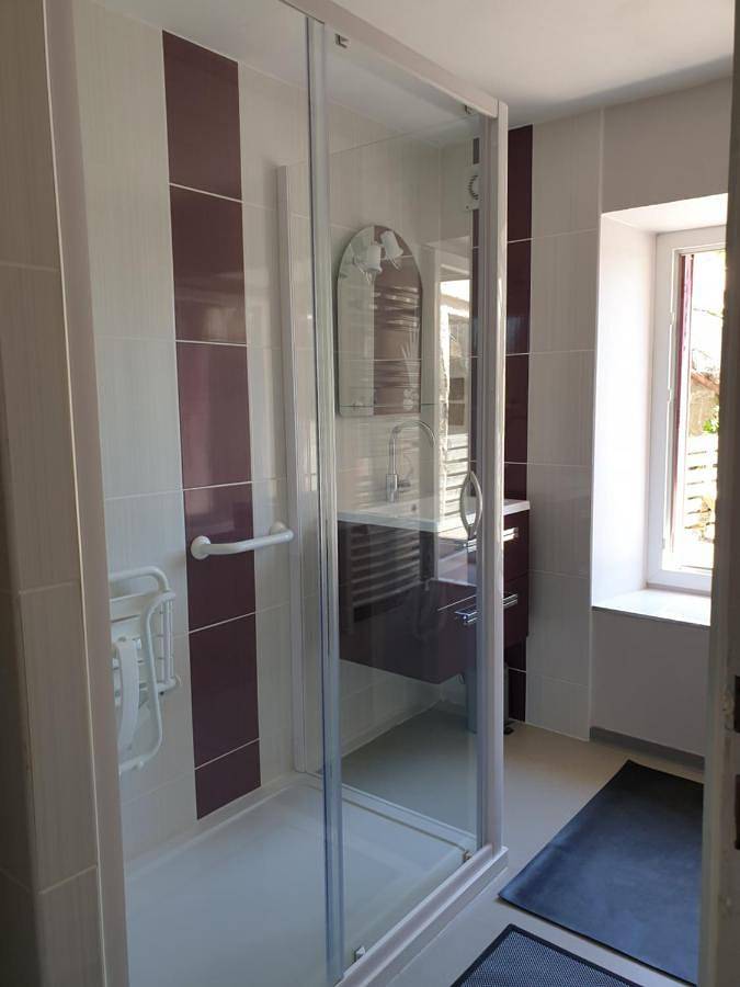 Gîte pour 2 personnes, avec terrasse à Nébouzat - 4