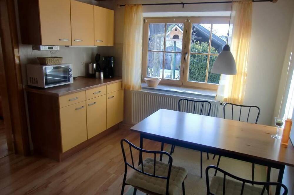 Ganze Wohnung, Familienfreundliche Ferienwohnung in zentraler Lage in Truchtlaching, Seebruck