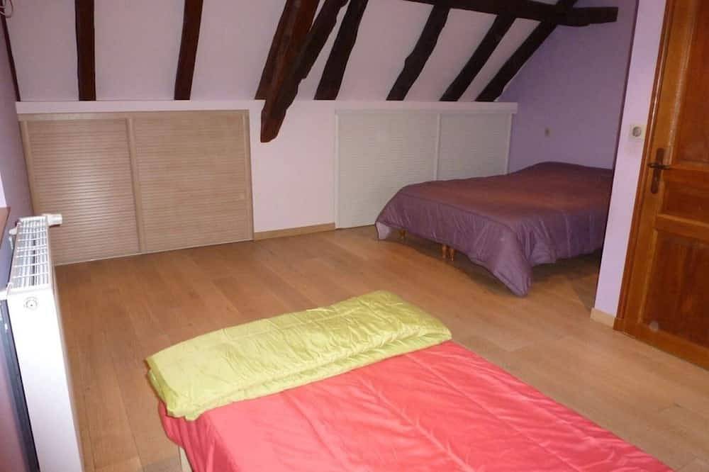 Périgourdine house in Le Bugue, Périgord Blanc