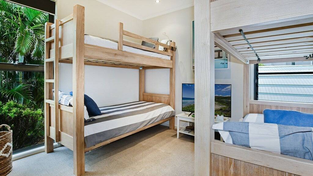 Boom 2 is only a short stroll from surfing, swimming and the golden sands of Boomerang Beach.. in Boomerang Beach, New South Wales