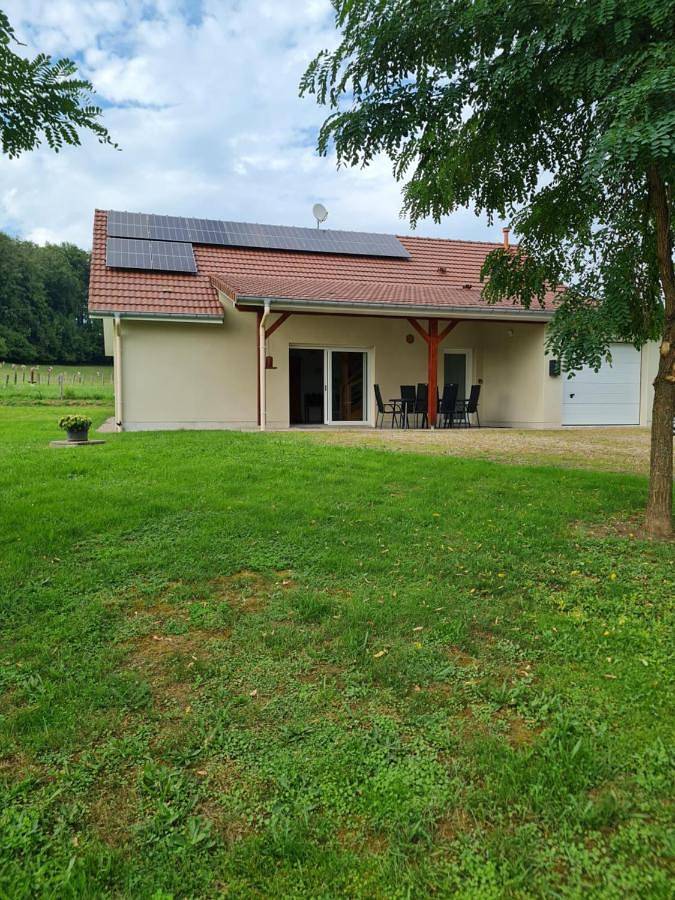 Maison de vacances pour 6 personnes, avec jardin, animaux acceptés