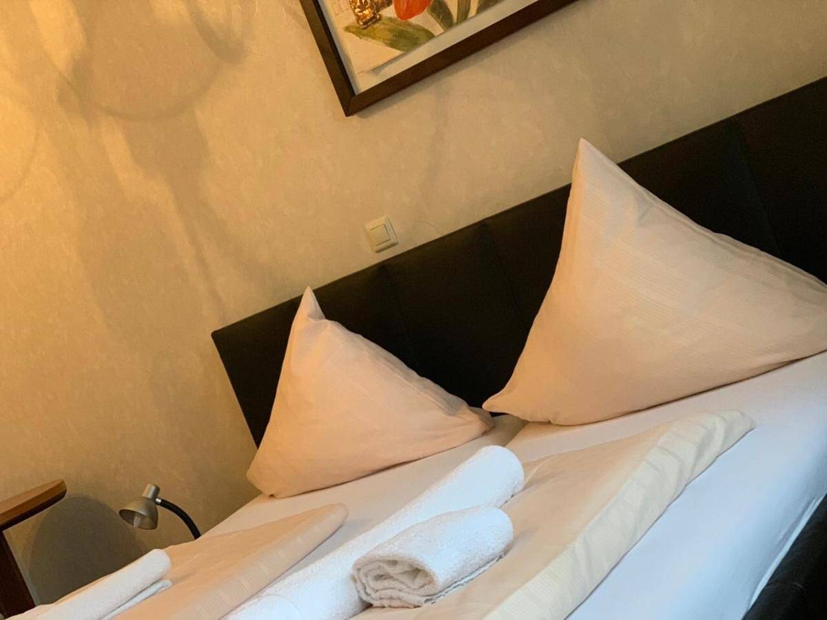 Basic Triple Room in Mannheim, Kurpfalz