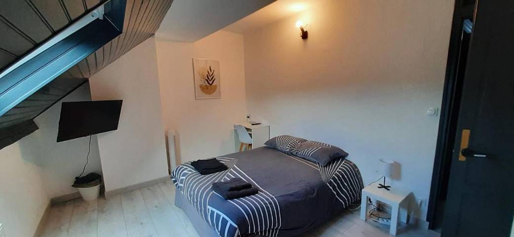 Gîte pour 2 personnes, avec terrasse et vue à Fumay - 4