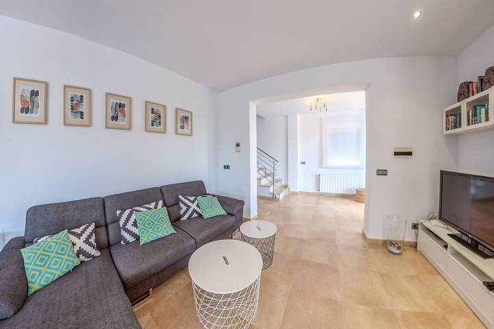 Casa rural para 10 personas, con jardín y piscina en Canillas de Albaida - 4