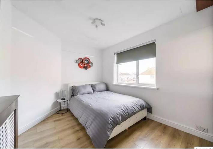 Vacation apartment for 6 people, with yard in Surrey