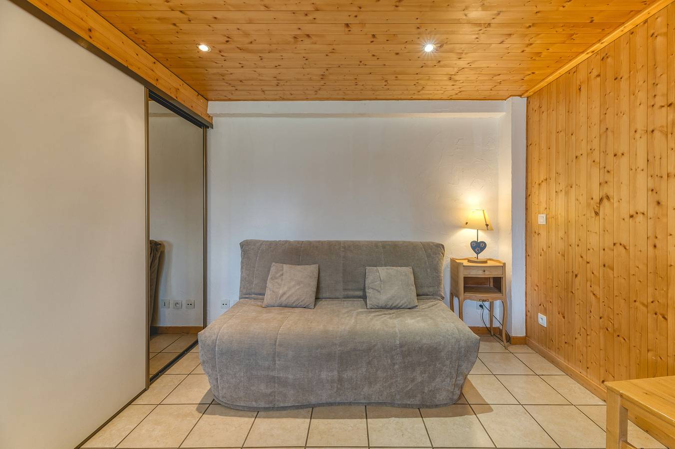 Studio entier, Studio 'Chalet Crocus 32m2' avec terrasse privée et Wi-Fi in Huez, Parc national des Écrins
