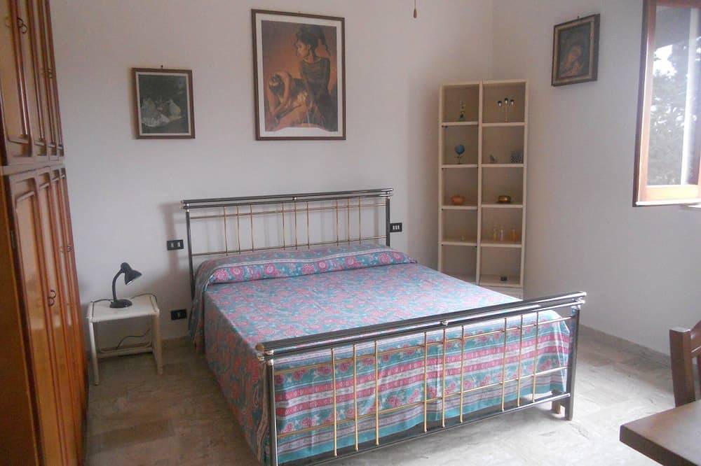 Appartement entier, Maison pour familles, pour les amis aussi avec leurs animaux in La Lama, Taranto