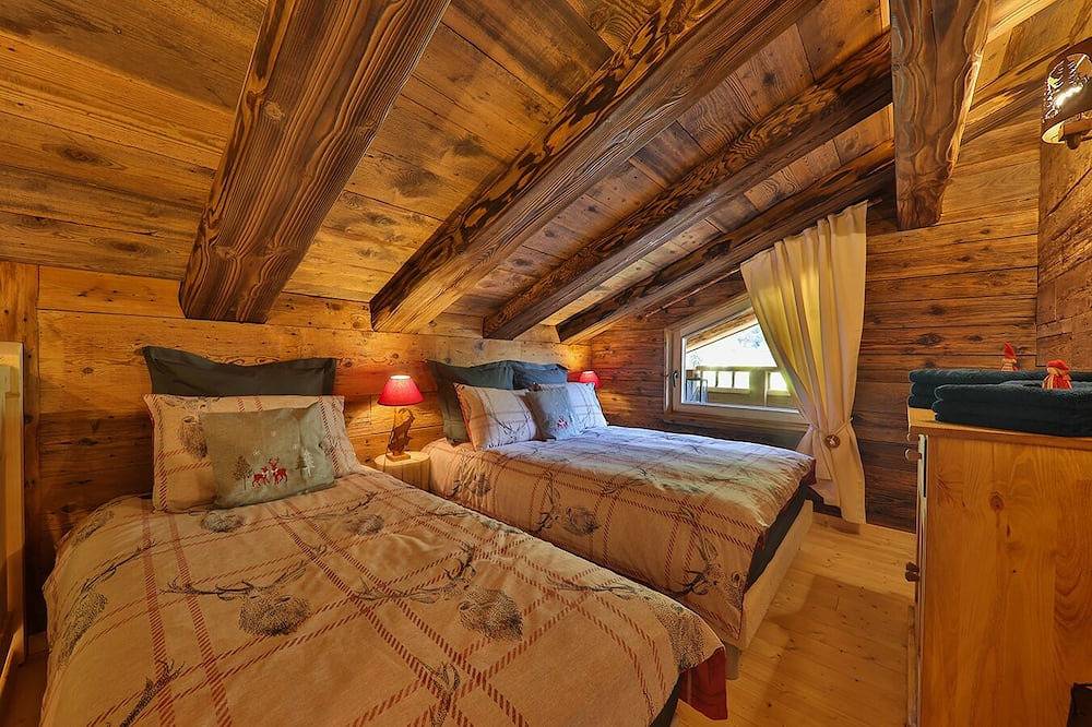 Chalet Hohneck 4**** Altholz und Stein, Spa, Sauna, Ladestation in Stosswihr, Regionaler Naturpark Belchen der Vogesen