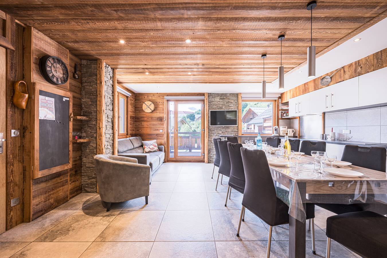 Appartement entier, Appartement "Le Galibier" avec vue sur les montagnes, balcon et Wi-Fi in Valloire, Région de Saint-Jean-de-Maurienne