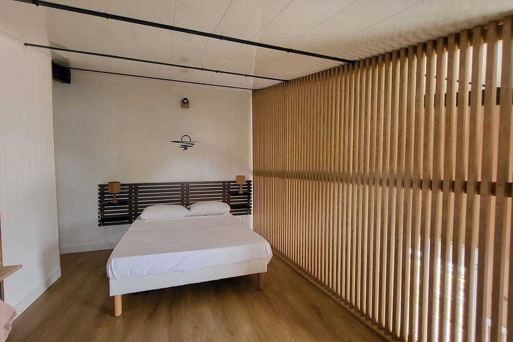 Ganze Wohnung, Studio 5 - Duplex 45m2 with all comforts. 8m2 terrace with garden furniture. in Le Trait, Rouen und Umgebung