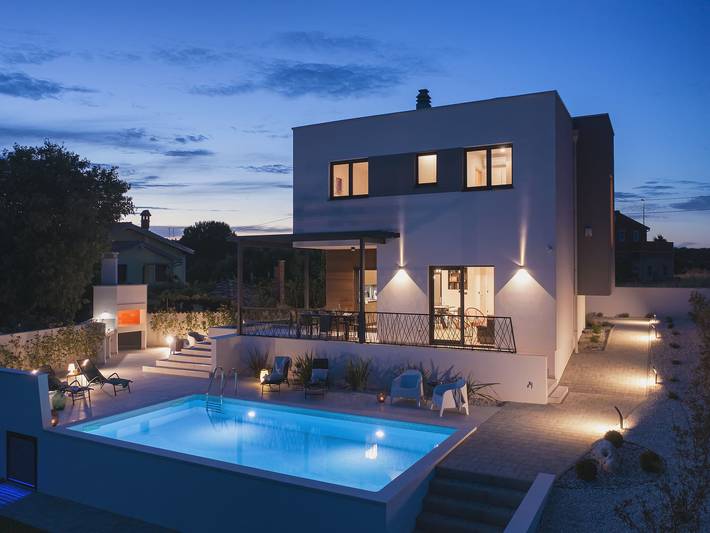 Villa für 7 Personen, mit Garten und Pool sowie Terrasse in Medulin - 2