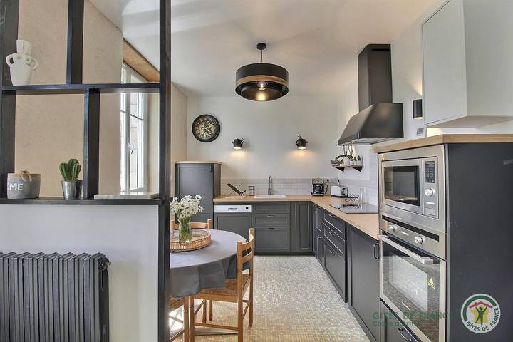 Gîte pour 8 personnes, avec jardin et terrasse à Louannec - 3