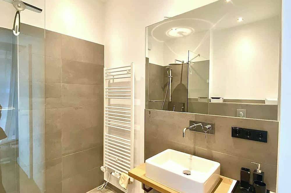 Entire apartment, City center backyard Jewel - Ani in Mitte Berlin, Berlin