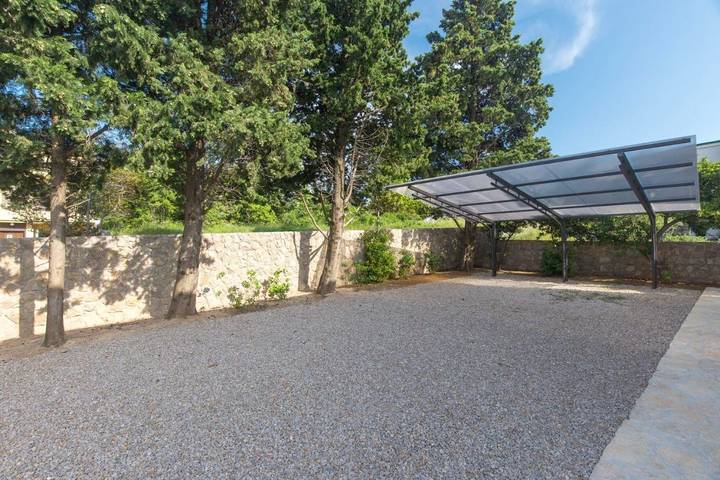 Villa pour 8 personnes, avec jardin ainsi que vue et piscine à Punat - 3
