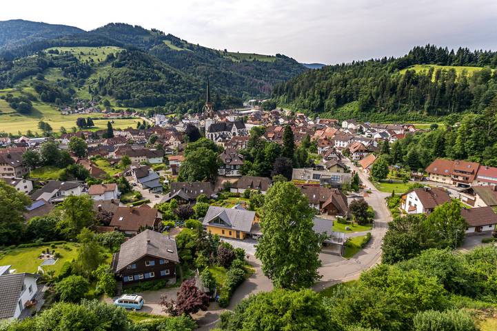 Ferienwohnung für 2 Personen, mit Terrasse und Ausblick in Suedlicher Schwarzwald - 2