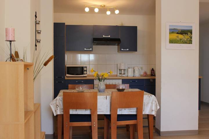 Ferienwohnung für 4 Personen, mit Terrasse und Garten, kinderfreundlich in Bergen auf Rügen - 4