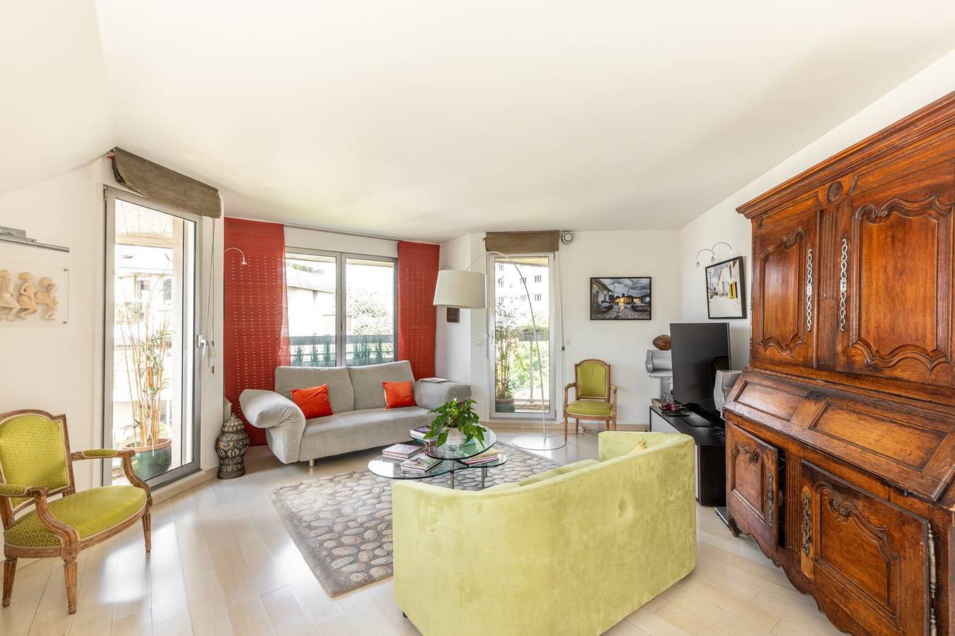 Entire apartment, Guestready - Stylish Duplex with Terraces and View in 13th Arrondissement, Paris