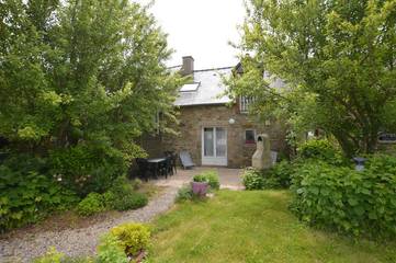 Gîte pour 4 personnes, avec jardin et terrasse, animaux acceptés à Saint-Méloir-des-Ondes