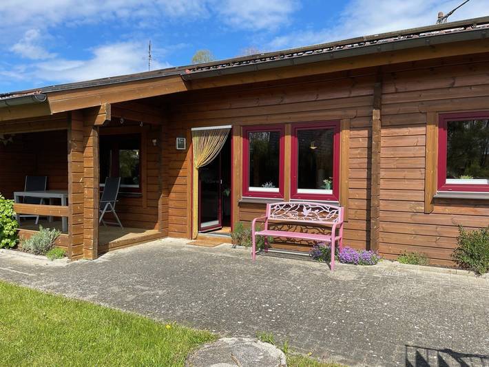 Ferienhaus für 4 Personen, mit Garten und Terrasse, kinderfreundlich in Oberkail