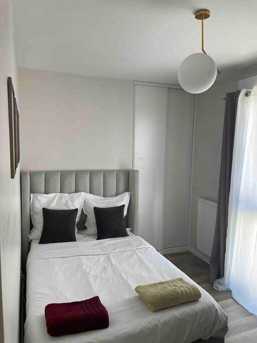 Gîte pour 3 personnes, avec Balcon et Terrasse à Romainville - 2