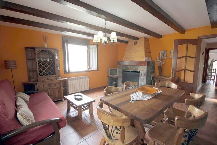 Cottage for 6 people, with garden and balcony - 1