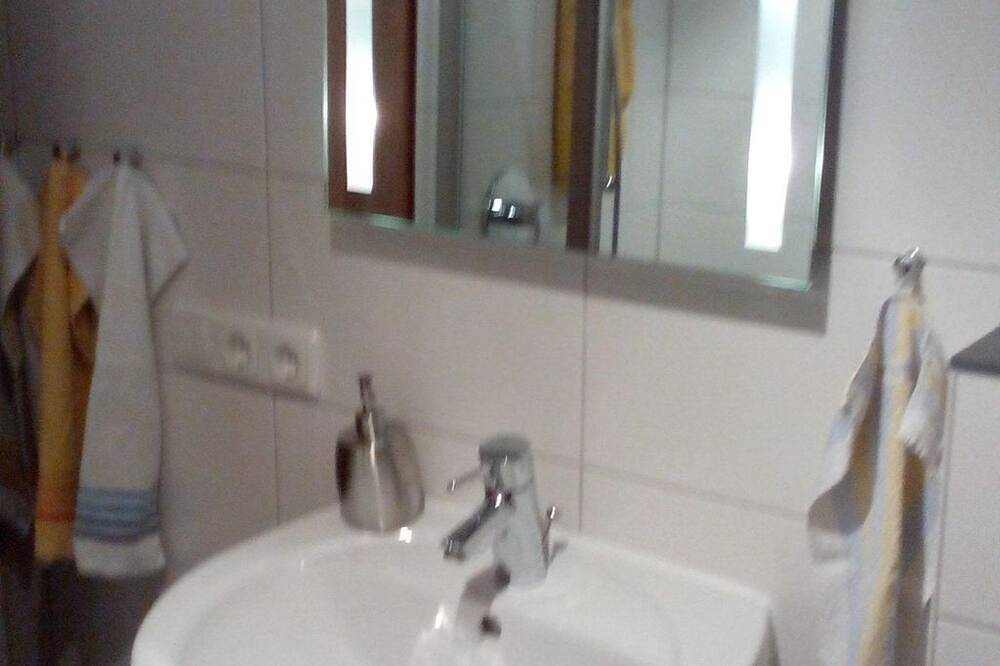 Ganze Wohnung, Ferienwohnung Klotz - Ferienwohnung Adelheid (2 Schlafz.) in Altenau (Bayern), Saulgrub
