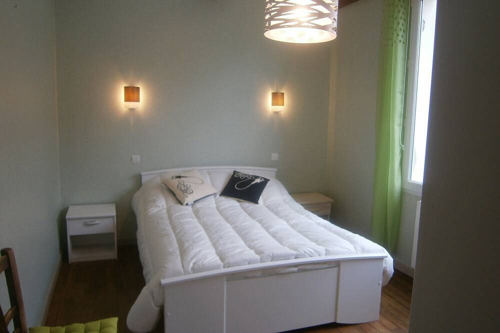 Villa for 10 people in Saint-Martin de Bréhal, Bréhal