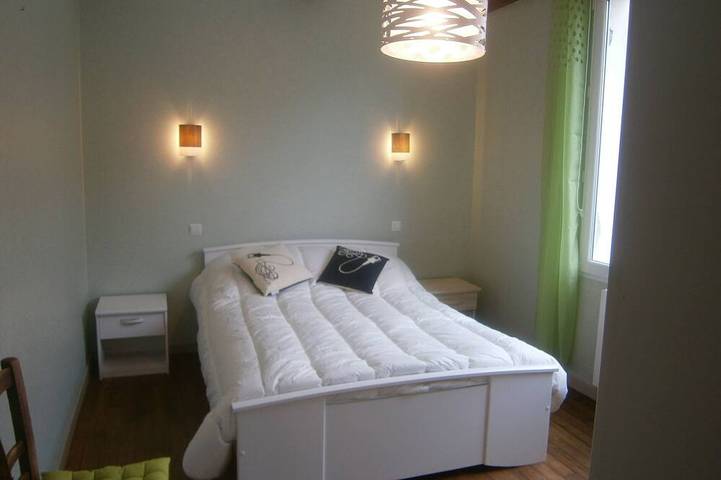 Location de vacances pour 12 personnes, avec jardin, animaux acceptés à Bréhal - 2