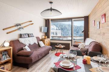 Gîte pour 4 personnes, avec balcon dans Office de Tourisme de Chamrousse