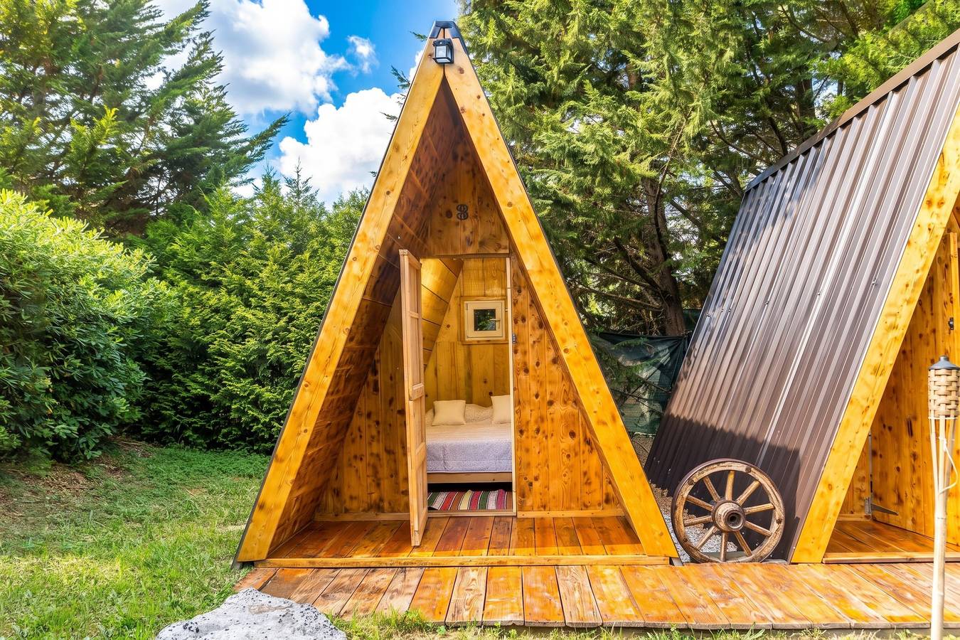 Paradise Forest Glamping near Koper Hut 3 in Capodistria, Riviera slovena