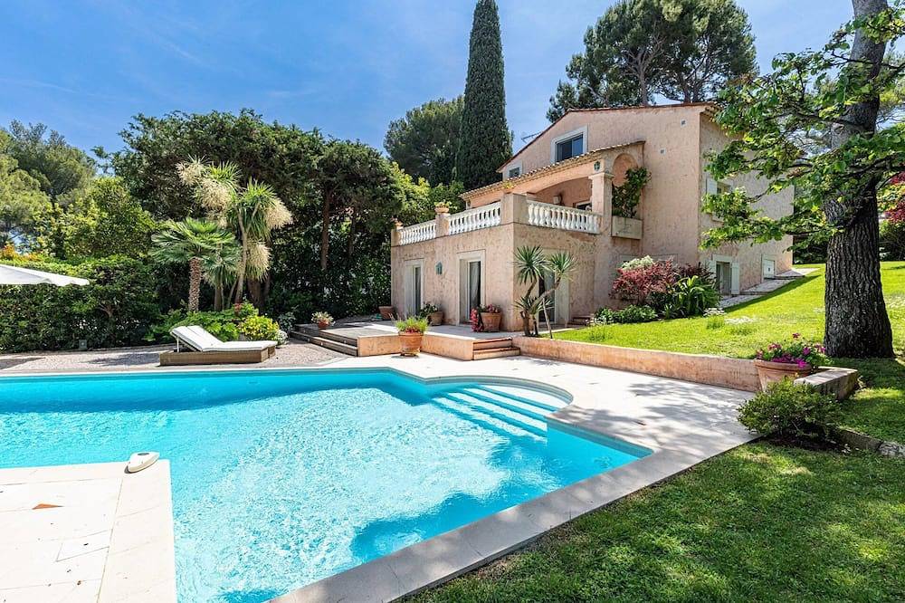 Villa Saint-Jean-Cap-Ferrat A haven of peace where luxury meets serenity in Saint-Jean-Cap-Ferrat, Nizza Region
