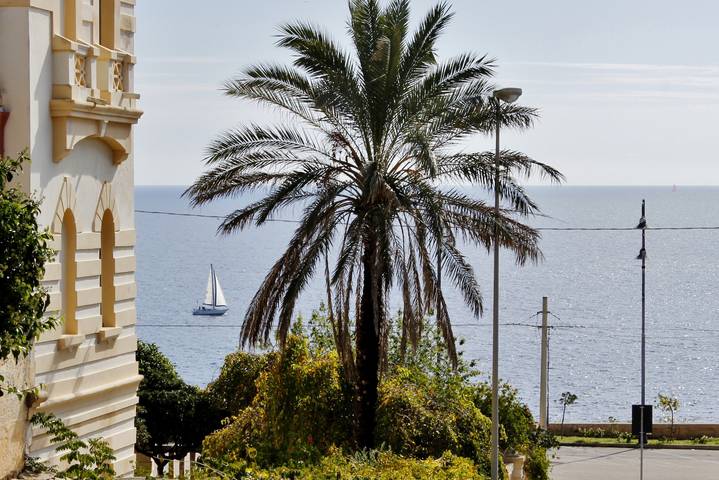 Apartamento de vacaciones para 4 personas, con balcón/terraza y vistas al mar - 1