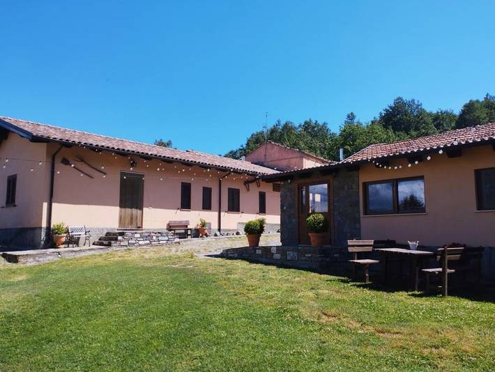 Casa vacanza per 4 persone, con Giardino e Panorama in Parco Nazionale Del Pollino