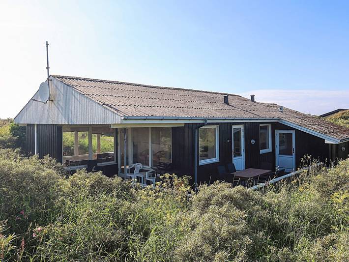 Ferienhaus für 8 Personen, mit Terrasse und Whirlpool sowie Sauna, mit Haustier in lønstrup