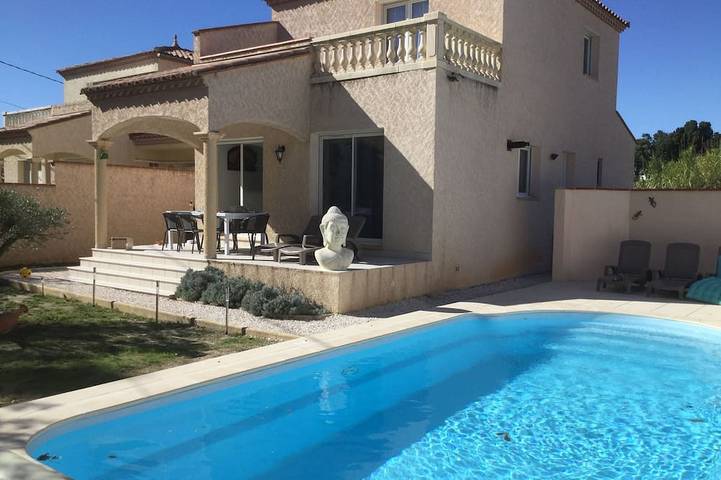 Ferienhaus für 8 Personen, mit Balkon und Garten in Palau-del-Vidre
