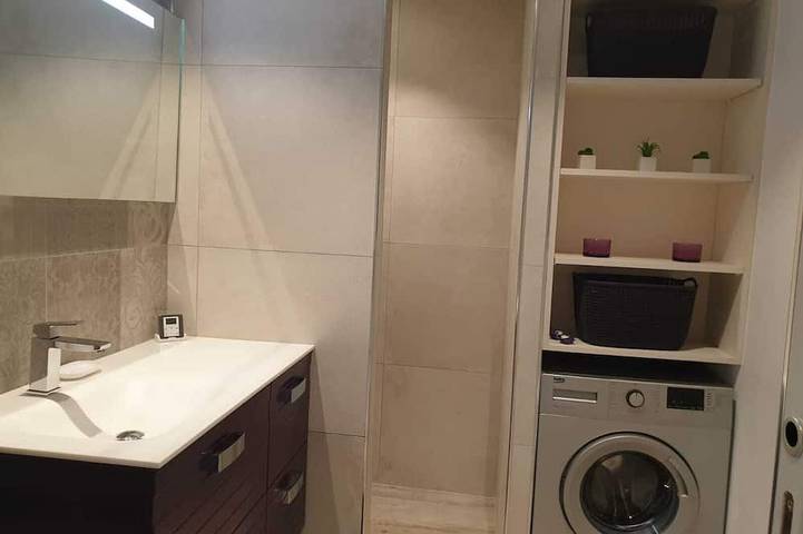 Gîte pour 4 personnes, avec terrasse et jardin dans Plage Saint-Clair - 4