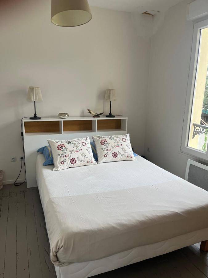 Location de vacances pour 4 personnes, avec terrasse à Colombes
