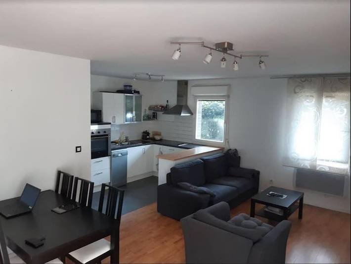 Gîte pour 4 personnes, avec vue ainsi que terrasse et jardin à Saint-André-lez-Lille