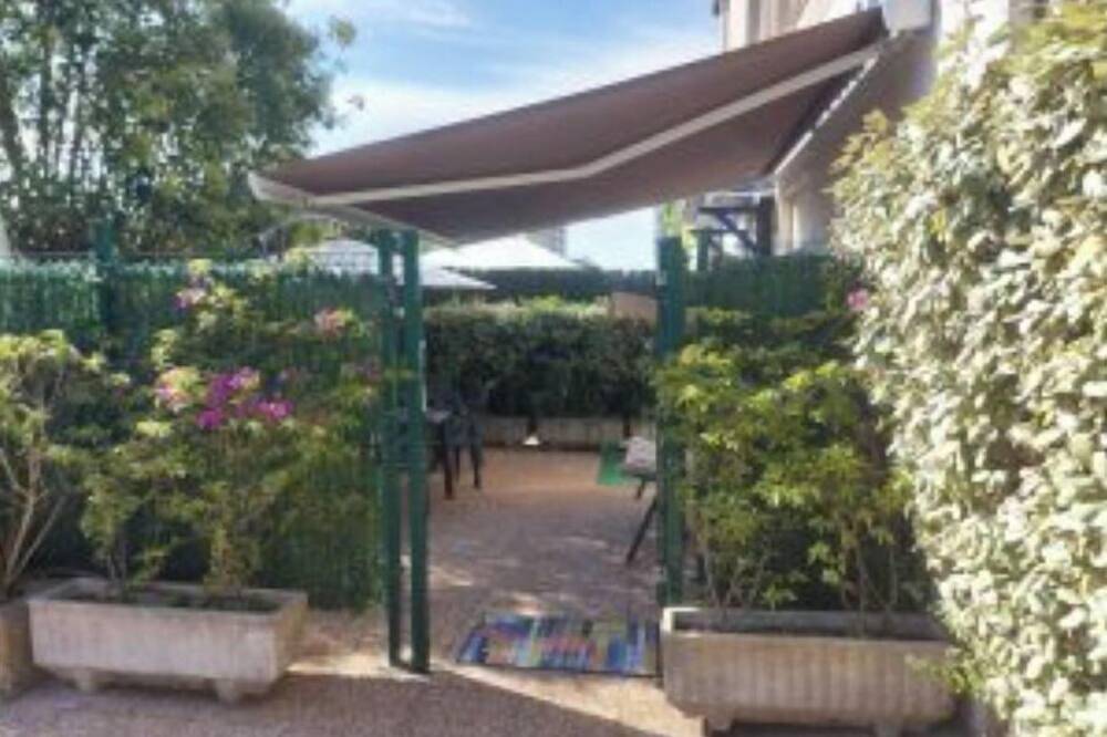 Apartamento entero, La Marina Estudio (Cama de Matrimonial) in Laredo, Costa de Cantabria
