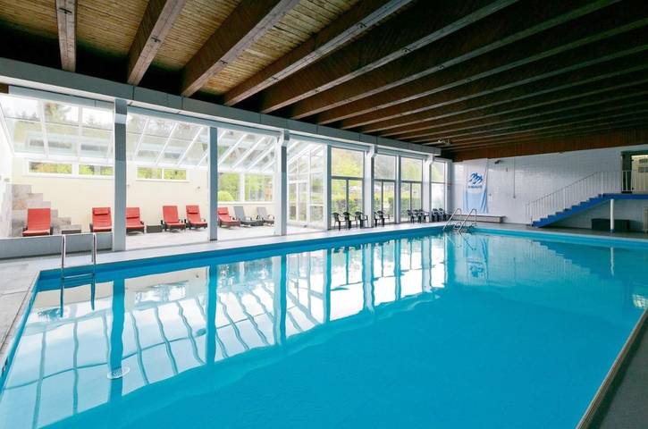 Bungalow für 4 Personen, mit Pool und Terrasse sowie Sauna in Niederbayern - 2