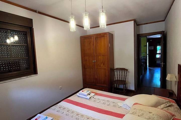 Gîte Casa Lara mit Schwimmbad Lagunas in Valderrueda, Cordillera Cantábrica