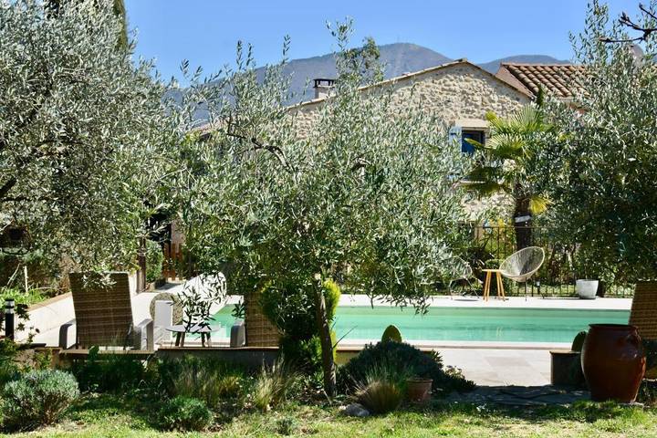 Casa de vacaciones para 4 personas, con jardín además de vistas y piscina, Familias con niños - 1