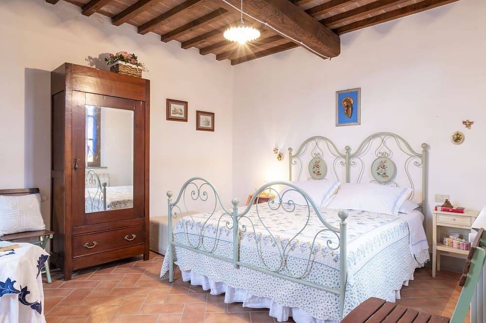 Schönes  Ferienhaus mit  W-Lan, Klimaanlage, Tv, Balkon, Haustiere erlaubt, Panoramablick, bei Pisa in Bientina, Pisa Provinz