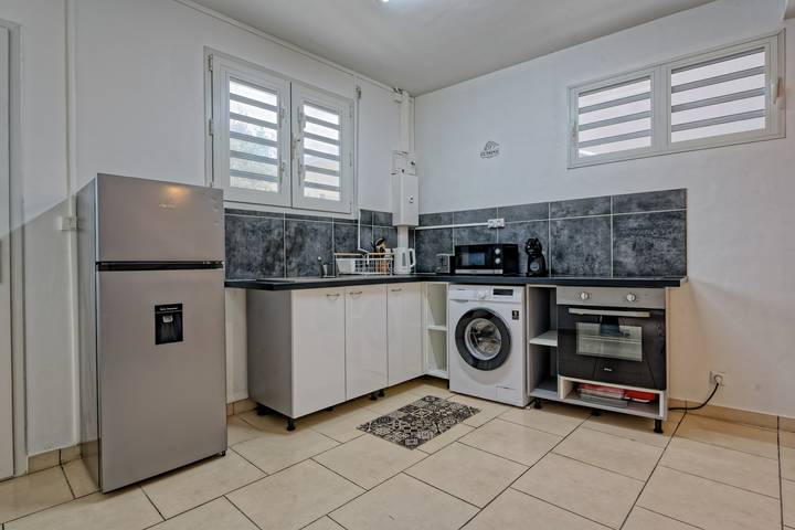 Apartamento entero, Colombe vanille - Terrasse - Wifi in Rivière-Salée, Martinica