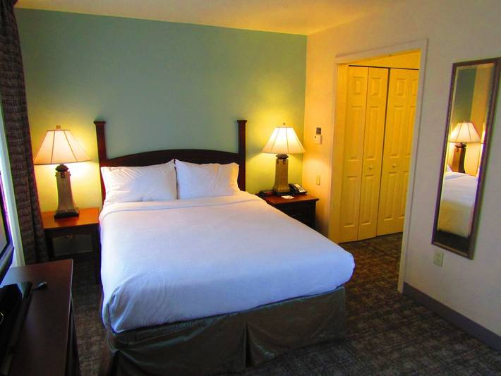 Hotel para 4 personas in Rochester, Lago Ontario