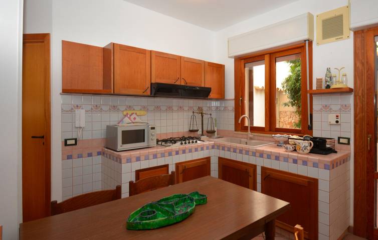 Appartamento con vista sul mare, terrazza, aria condizionata e parcheggio in Scoglitti, Vittoria