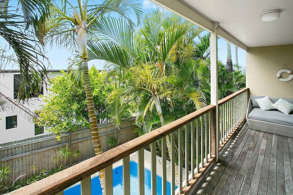 Ganze Wohnung, Sundowner @ Sunrise - Gehen Sie zum Strand in Sunshine Beach, Noosa