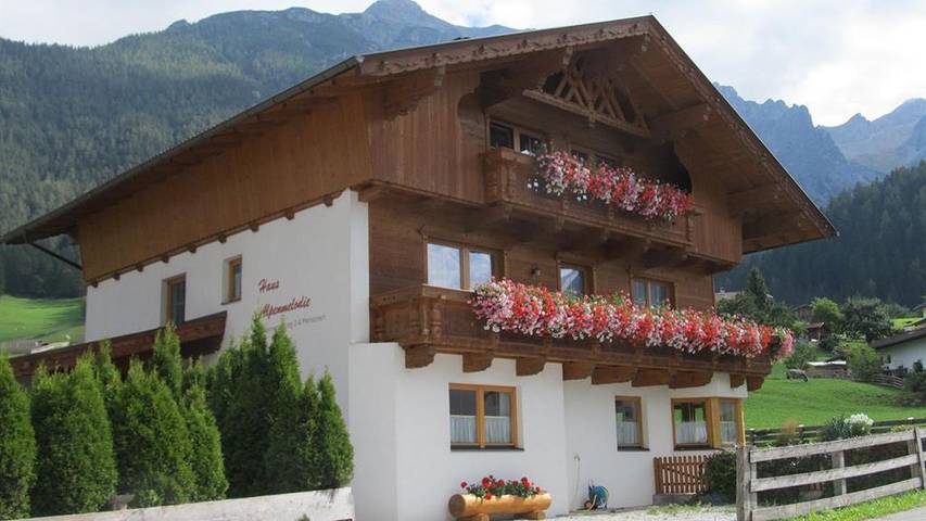 Ferienwohnung für 8 Personen, mit Balkon - 1