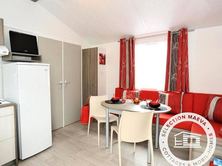 Mobil home pour 5 personnes, avec sauna et bassin pour enfant aux Les Sables-d'Olonne - 3